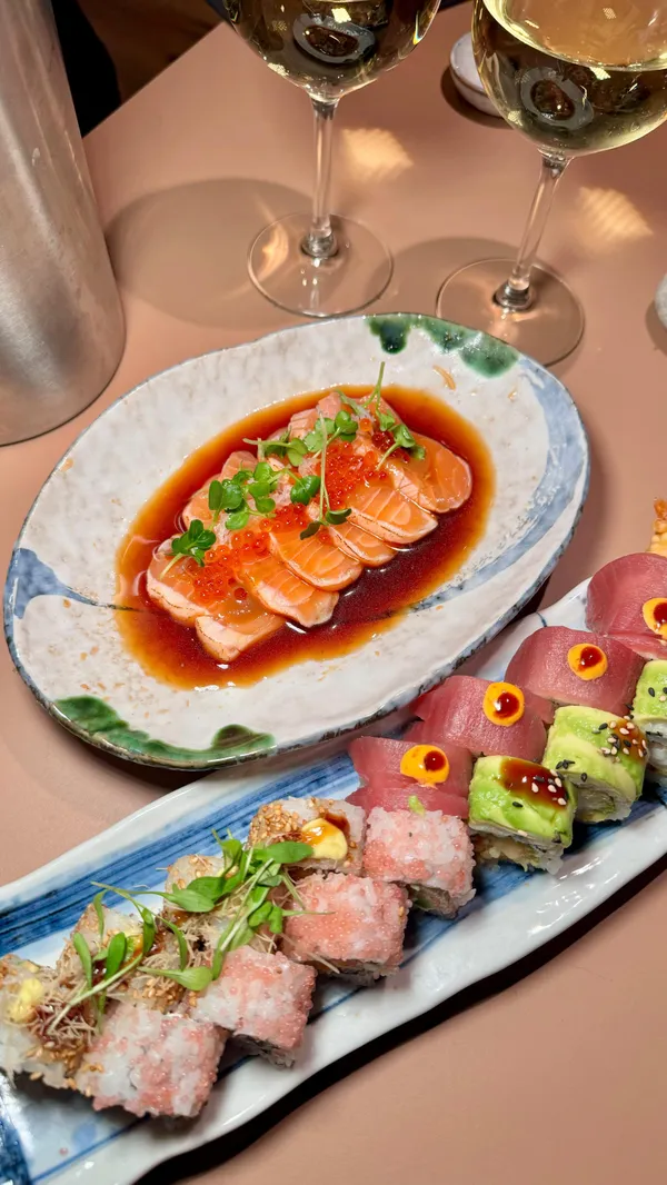 JAPANESE DATE NIGHT 🍣✨
Location: Sticks n Sushi
Area/Station: Islington
Price: from £50pp
————————————————— 
It was my first time at sticks and sushi… I don’t know why I haven’t been before but I thoroughly enjoyed it! 

We tried the Set for Success Menu:
Broccoli: Grilled in soy, served with spicy goma 
Ebi Bites: Tender shrimp with a crunchy coating 
Shake Tataki: my absolute fave! Which surprised me because normally I can’t eat raw fish in that form, but the flavours and texture. Wow! Slightly sweet with a tang.

Sushi:
Ebi Panko, Hell’s Kitchen, Pink Alaska, Nanban

Sticks:
Tsukune Chilli- soft, sweet and sticky 
Shoyu Tebasaki- chicken wings, so tender and oozing with juice! 😍
Aka Ebi- soft and buttery 

#sticksnsushi #japanesefood #londonlife #londonfood #whatsonmyplate #restaurantopening #newopening #whatsonlondon #wheretoeatlondon #timeoutlondon #datenight