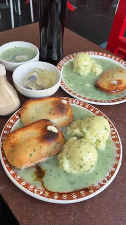 YouTube video showcasing the Kitchen to Counter series at Leytonstone Pie & Mash, exploring a controversial meal.