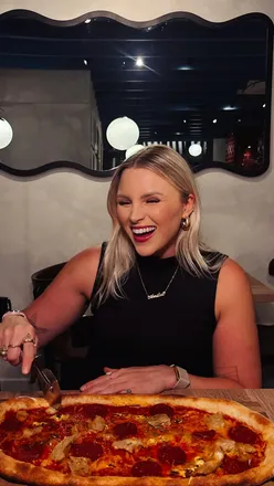 Vegan feast at the newly rebranded Prezzo, featuring half-price dishes on Meat-Free Mondays. Perfect for plant-based diners!