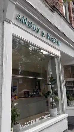 Delicious organic sandwiches from Angus & Wagyu in Leicester, featuring smoked chicken and Moroccan lamb delights.