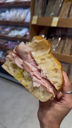 Fresh Italian meats, pastas, and pastries at Prezzemolo e Vitale in Marylebone, a must-visit deli in London.