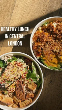 Healthy lunch boxes from The Salad Kitchen, Oxford Street, perfect for busy office Mondays in London.