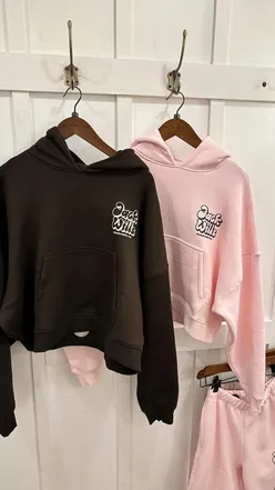 Shop designer brands at Cheshire Oaks Outlet with extra student discounts and enjoy the Ultimate Student Event on October 1st!