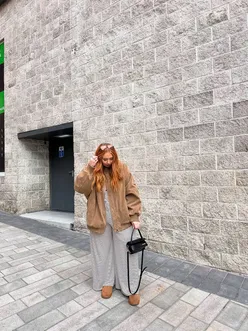 Mummy and toddler in cute outfits enjoying September, marking the start of nursery and autumn traditions.