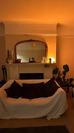 Group training session focused on accountability, coached by @k6reid, featuring strength and cheerleading techniques.