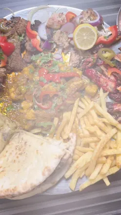 Authentic desi dishes from Sultans in Walsall featuring tawa and rich curries, perfect for a flavorful dining experience.