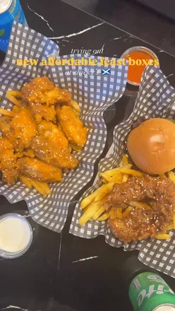 Delicious feast boxes from Chicky's Scotland featuring juicy fried chicken and smashed burgers at a great price.