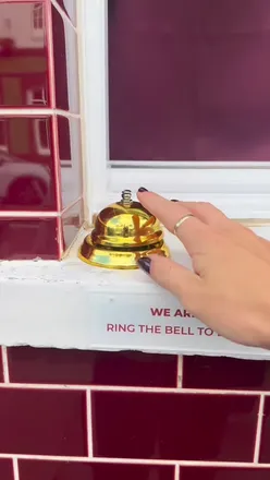 Delicious Italian focaccia sandwiches at La Finestra in SW London, a dream come true for sandwich lovers!