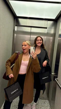 London influencer post: MAC Cosmetics UK makeup, Zumbar Barossa bar, White Fox Boutique gym set, LANAUWF 15% off; PR invites.