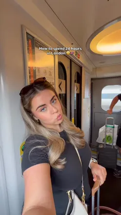 Exploring London with must-do activities while staying at Park Plaza Victoria Hotel. Highlights include comedy and markets!