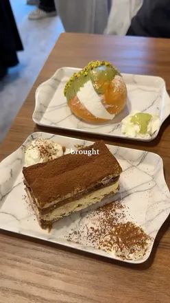 Delicious Italian deli food at Taste of Napoli, Park Street, Bristol, with a warm and welcoming atmosphere.