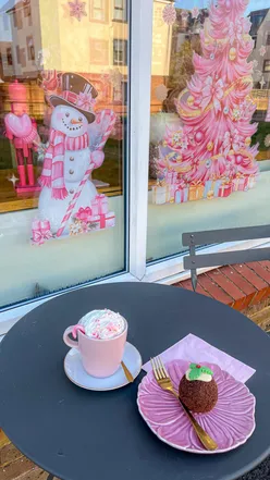 Dog-friendly Rose & Bumble café in South Woodham Ferrers, featuring treats for pets and delicious cakes for humans.