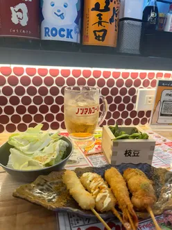 Celebrating a memorable 2025 with travel, delicious food, and new friendships in Leicester—ready for an exciting 2026!