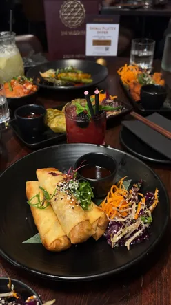 Excited diners enjoying NE1's Restaurant Week in Newcastle, showcasing diverse dining deals from local eateries.