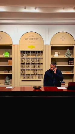 Luxury five-star hotel @experimentalmarais in Le Marais, Paris, featuring elegant design and classic dining by Chef @melanie_serre.