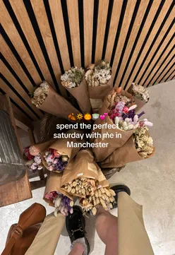 Cozy autumn day in Manchester with coffee, pilates, shopping, and delicious hot chocolate at local spots.