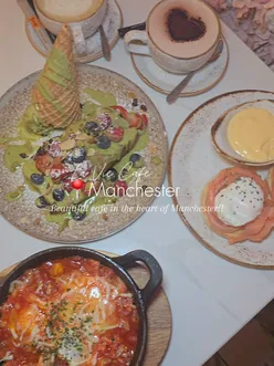 Cute cafe in Manchester, La Vie Cafe, featuring pink floral decor and delicious French toast, perfect for brunch vibes.