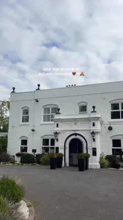 Cozy autumn getaway at Woughton House Hotel, Milton Keynes, featuring scenic grounds and proximity to Woburn Safari.