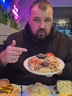 Late-night desserts at Glacier Desserts in Ashton, Manchester - a sweet treat for foodies #food #foodie #manchester