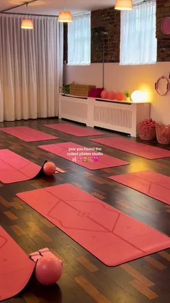 New pink Pilates studio in Shoreditch offering power & strength mat classes; £45 for 3 classes! #PinkPilates