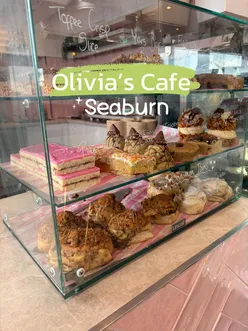 First visit to Olivia’s in Seaburn, enjoying matcha and pastries at a cozy bakery. 💖 #seaburn #coffee #bakery