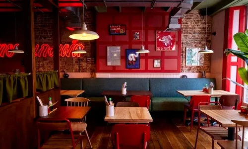 Rosa’s Thai use Creators for vibrant, authentic, user generated content (UGC)